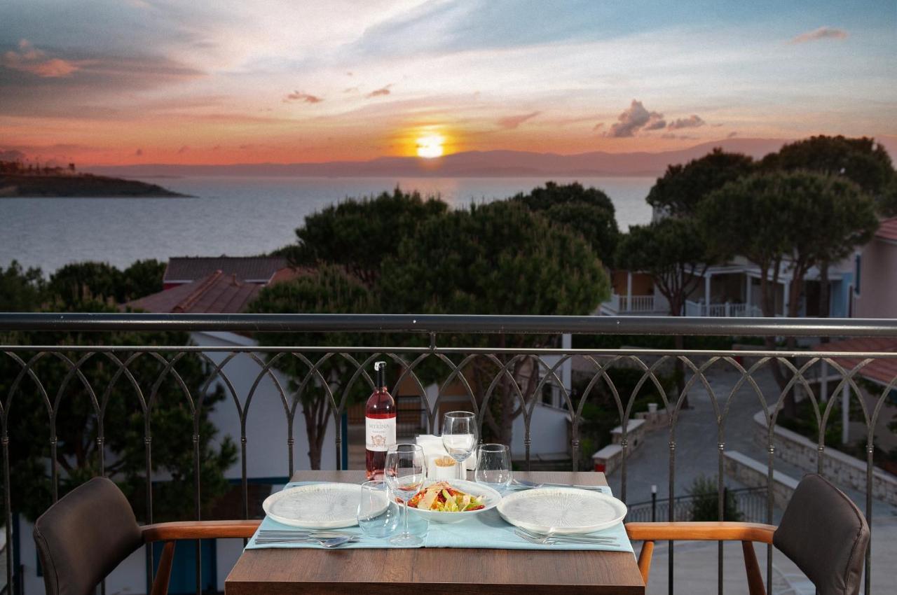 Le Ciel Hotels & Wellness Club Cesme Exterior foto